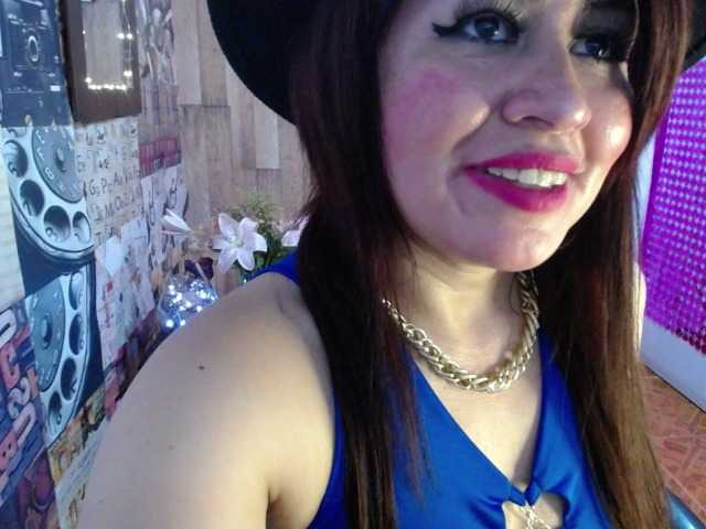 Live sex webcam photo for isabellacen #276119889