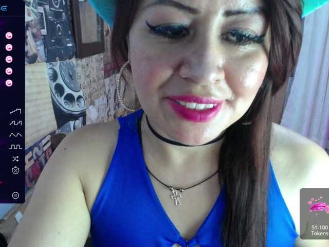 Live sex webcam photo for isabellacen #276339452