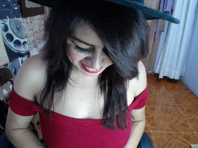 Live sex webcam photo for isabellacen #276791609