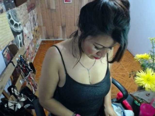 Live sex webcam photo for isabellacen #277056144