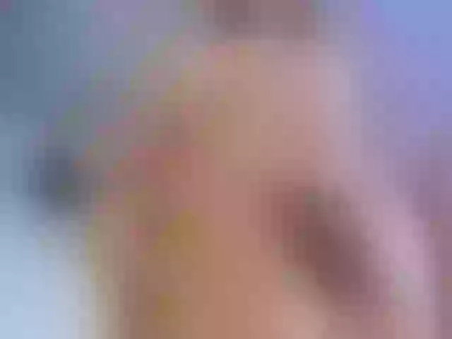 Live sex webcam photo for isabellahot06 #290899420