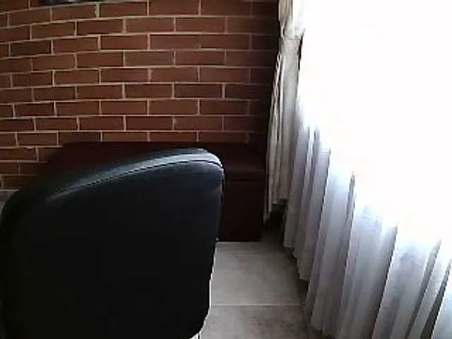 Live sex webcam photo for isabellalatin #272099114