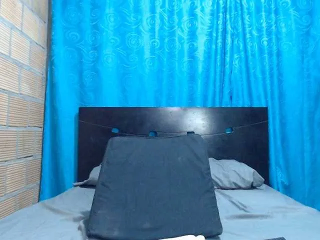 Live sex webcam photo for isabellegree #276591617