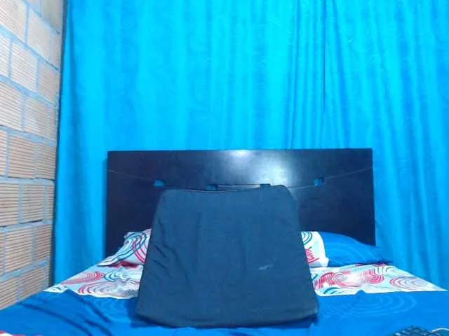 Live sex webcam photo for isabellegree #276772653