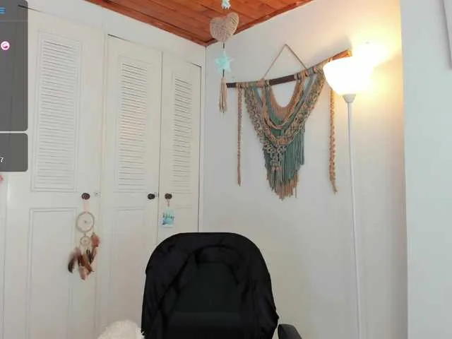 Live sex webcam photo for isabelosorio #277395903