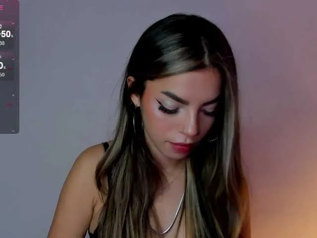 Live sex webcam photo for isaleon #288089147