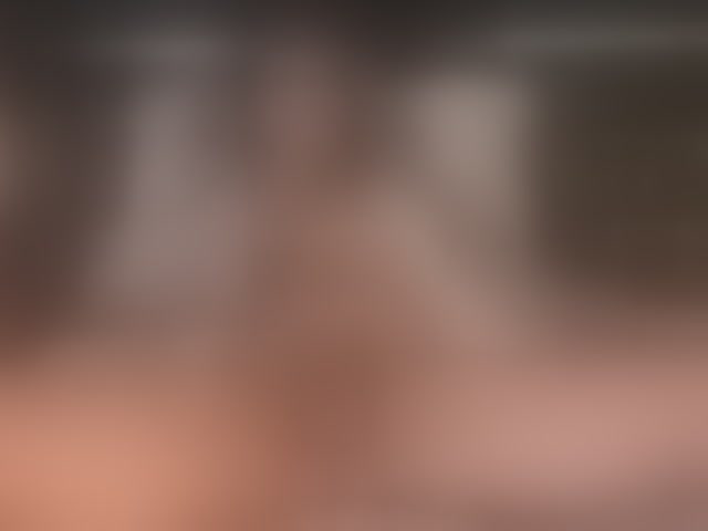Live sex webcam photo for itsmeeros #294043337