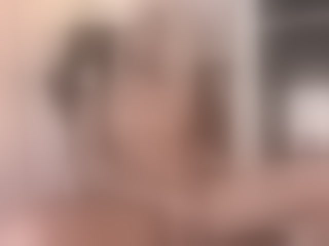 Live sex webcam photo for itsmeeros #294214603