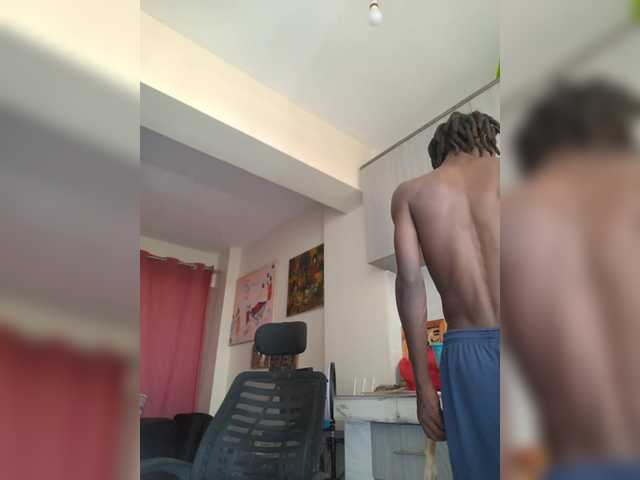 Live sex webcam photo for itspurple #290683877