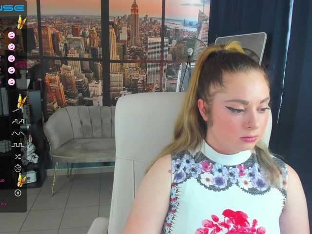 Live sex webcam photo for itsrubyred #276010214