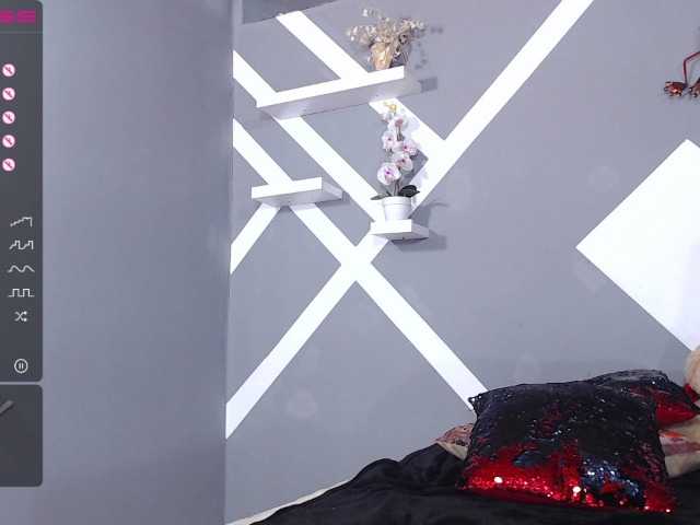 Live sex webcam photo for ivanna-dh #271808593