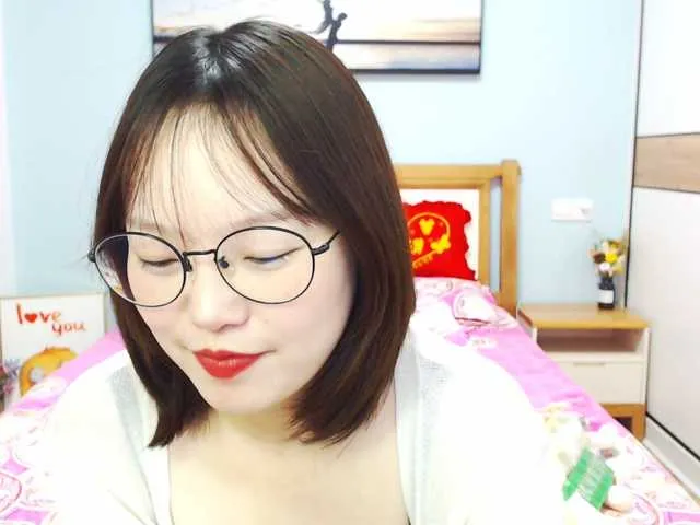 Live sex webcam photo for ivy520 #271893066