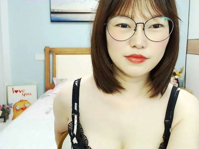 Live sex webcam photo for ivy520 #273808342