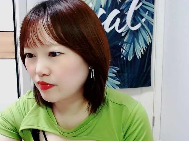 Live sex webcam photo for ivy520 #275982490