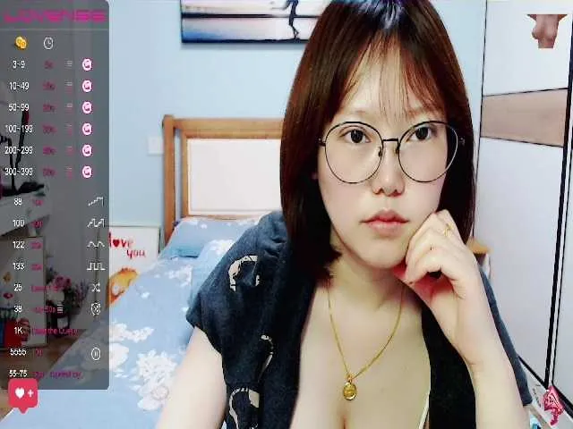 Live sex webcam photo for ivy520 #277804691