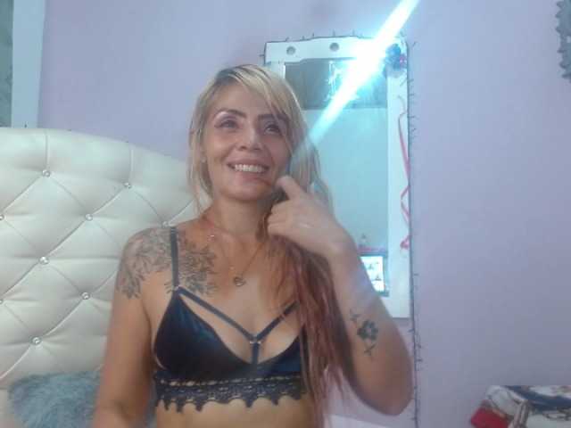 Live sex webcam photo for ivybondy #272457483