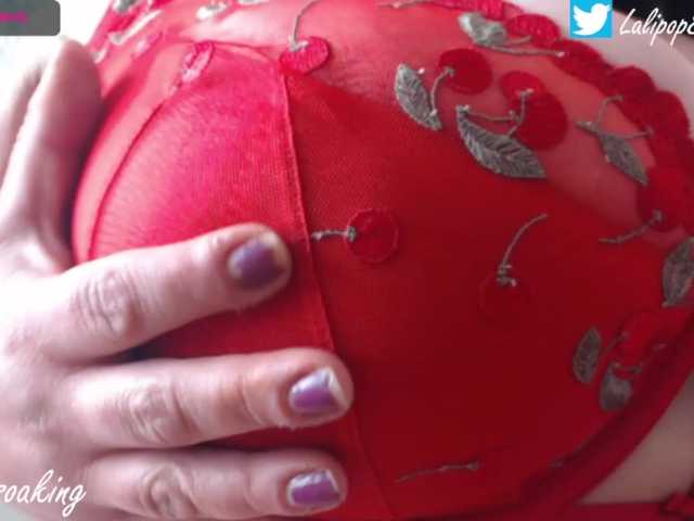 Live sex webcam photo for iwazsoaking #272813036