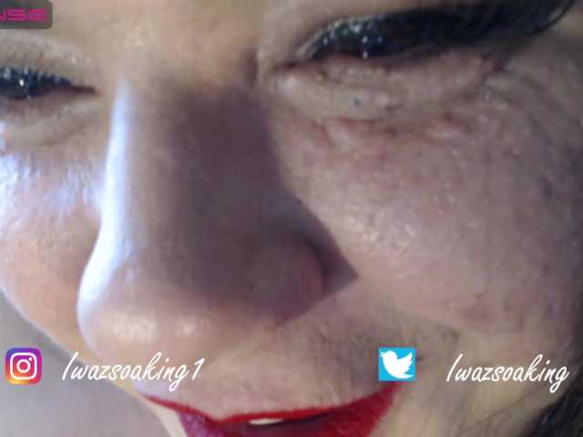 Live sex webcam photo for iwazsoaking #275594502