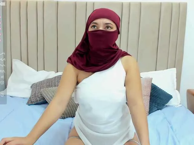 Live sex webcam photo for izadii #276388053