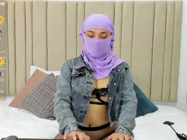 Live sex webcam photo for izadii #276474305