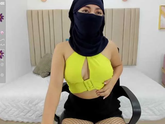 Live sex webcam photo for izadii #276854952