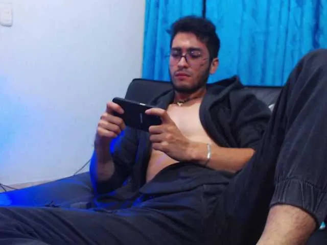 Live sex webcam photo for jackdavxixen #275660479