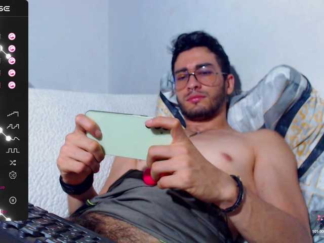 Live sex webcam photo for jackdavxixen #277506997