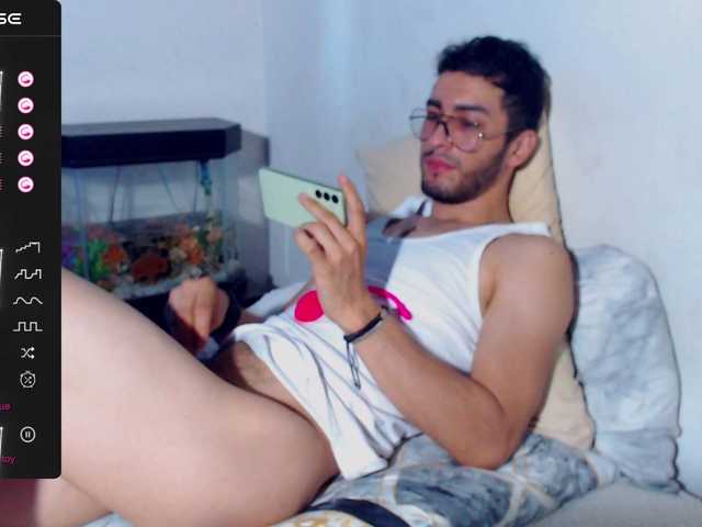 Live sex webcam photo for jackdavxixen #277510515