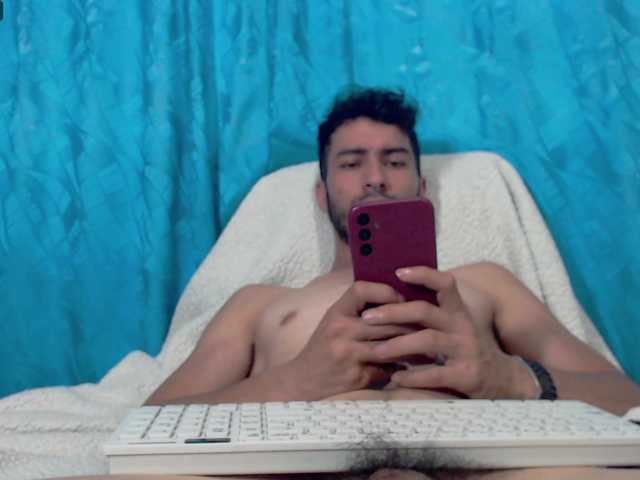 Live sex webcam photo for jackdavxixen #290555153