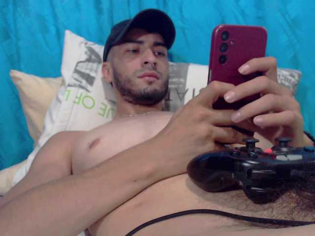 Live sex webcam photo for jackdavxixen #290758809