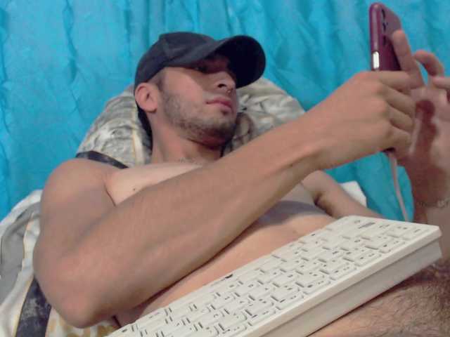 Live sex webcam photo for jackdavxixen #290937867