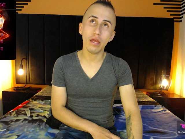 Live sex webcam photo for jacksonroy- #277892719