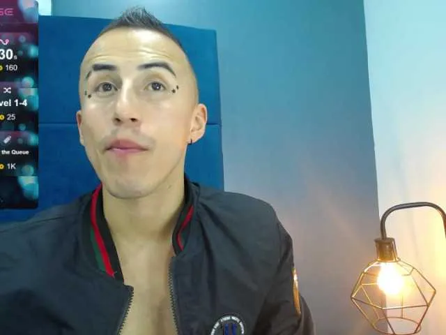 Live sex webcam photo for jacksonroy- #277998680