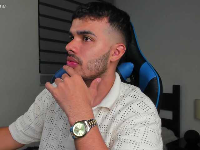 Live sex webcam photo for jacobcolemaan #277307352