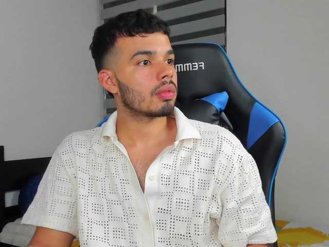 Live sex webcam photo for jacobcolemaan #277327516