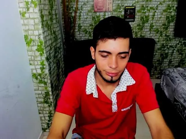 Live sex webcam photo for jacobhott #277234545