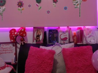 Live sex webcam photo for jadde30 #119806777