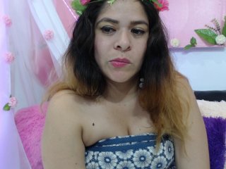 Live sex webcam photo for jadde30 #145489443