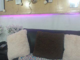 Live sex webcam photo for jadde30 #147976222