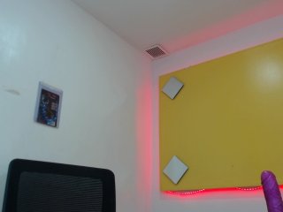 Live sex webcam photo for jadde30 #148927345