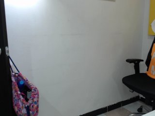 Live sex webcam photo for jadde30 #153383276