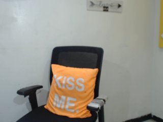 Live sex webcam photo for jadde30 #155225872