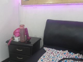 Live sex webcam photo for jadde30 #160559687