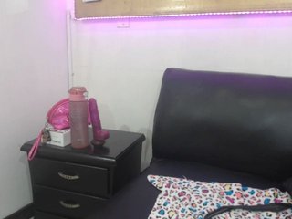 Live sex webcam photo for jadde30 #160564566