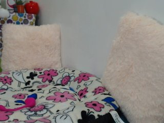 Live sex webcam photo for jadde30 #173096875