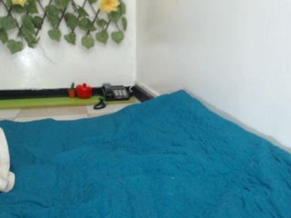 Live sex webcam photo for jadde30 #173335982