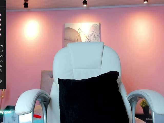 Live sex webcam photo for jademilf #276441903