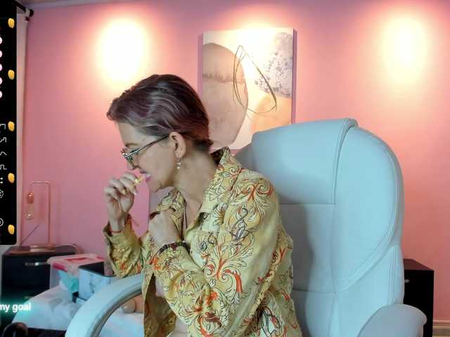 Live sex webcam photo for jademilf #276507906