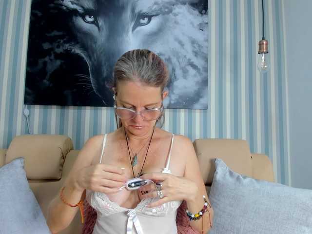 Live sex webcam photo for jademilf #276689819