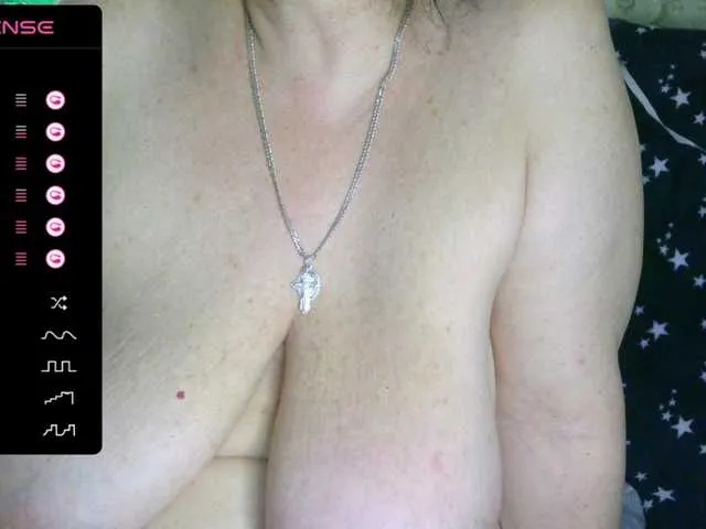 Live sex webcam photo for jagodka25 #278088671